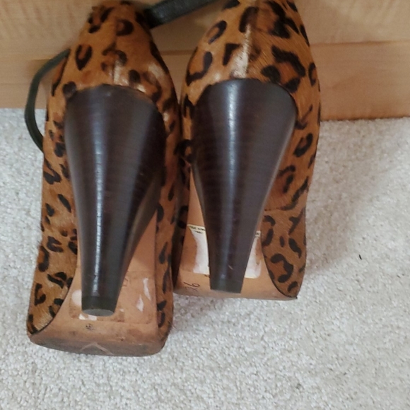 Vince Camuto Shoes - Picture 6 of 6